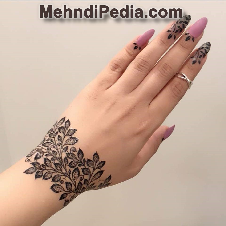 easy arabic mehndi designs for finger and wrist