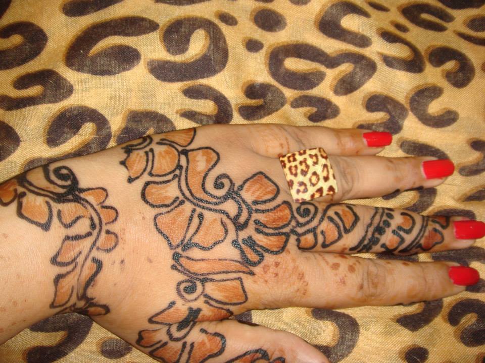 easy only henna design for back hand simple for beginners
