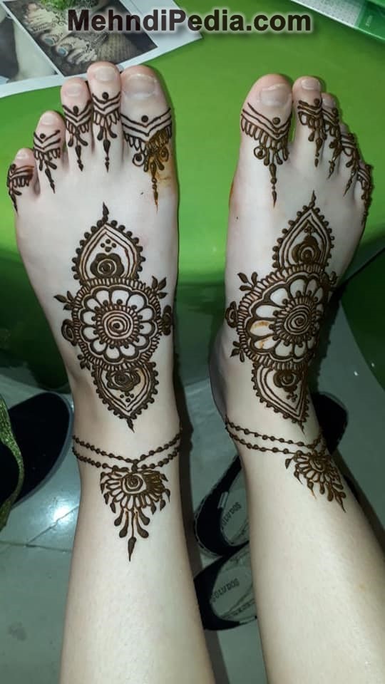 henna tattoo designs for feet