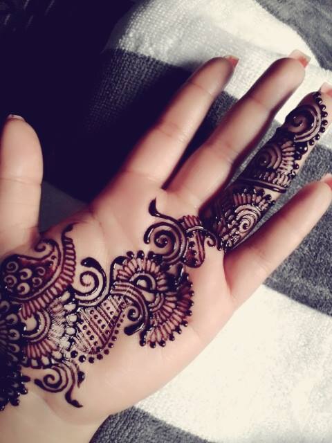 simple and easy left hand henna mehndi design