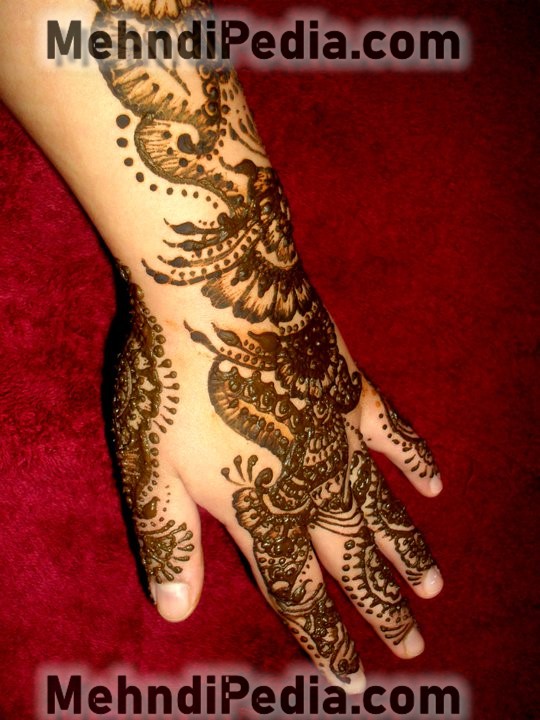 back hand and arm mehndi designs