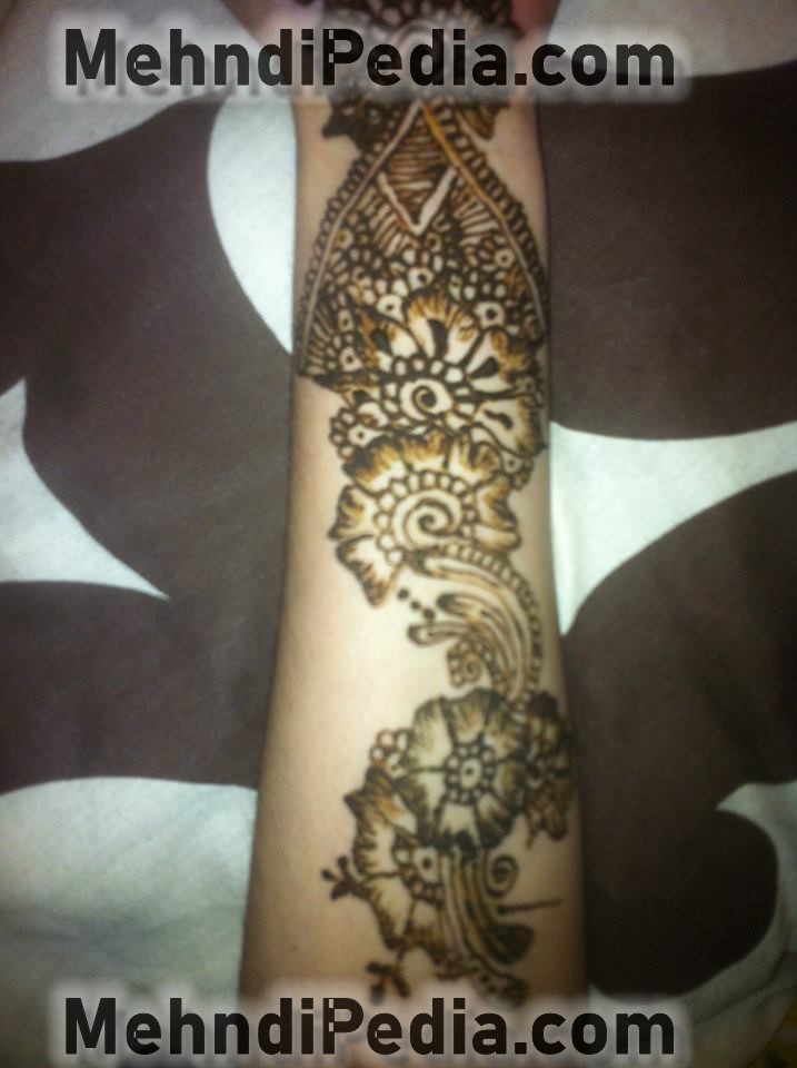 beautiful bail and flowers arm mehndi designs easy